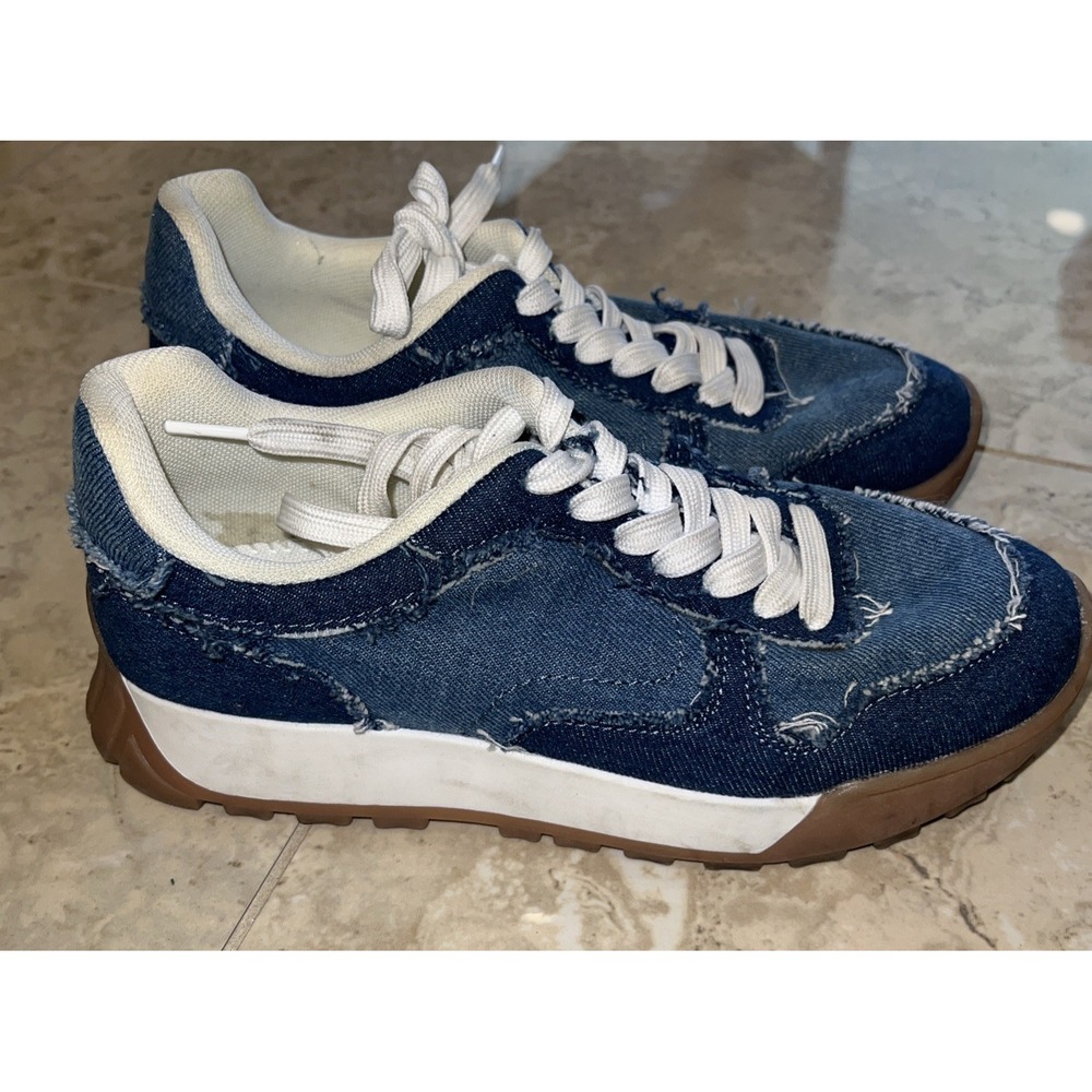 AZALEA WANG HAYNES DENIM SNEAKER‎ Size 8